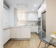 Квартира 78 кв.м з басейном у Педральбесі, Барселона