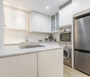 Квартира 78 кв.м з басейном у Педральбесі, Барселона