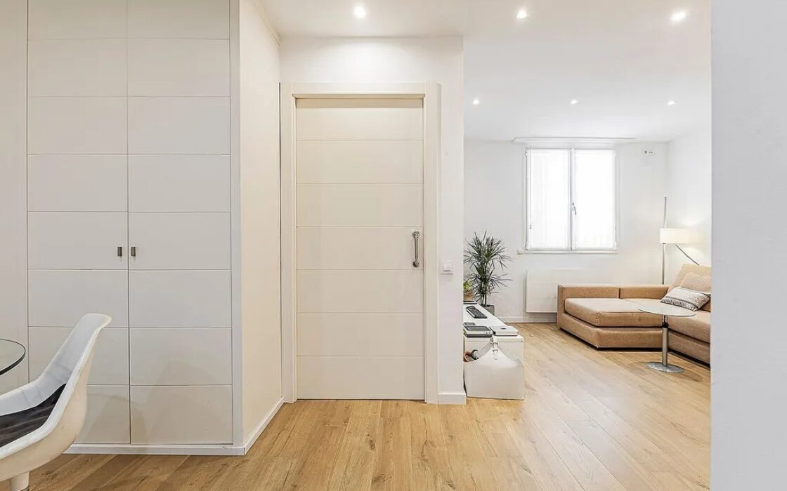 Квартира 78 кв.м з басейном у Педральбесі, Барселона