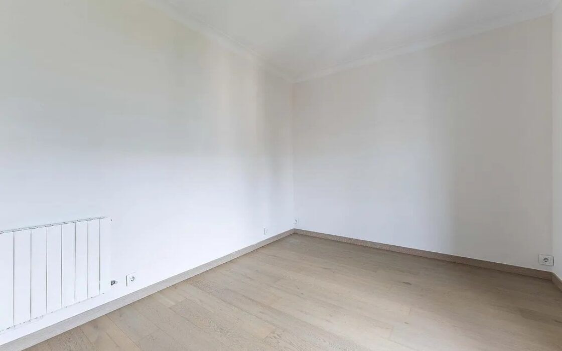 Світла квартира 170 кв.м в районі Саррія, Барселона