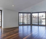 Світла квартира в Саррії з балконом та паркуванням 100 кв.м