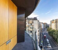 Світла квартира в Саррії з балконом та паркуванням 100 кв.м