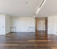 Світла квартира в Саррії з балконом та паркуванням 100 кв.м