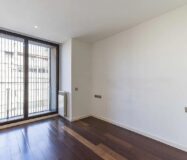 Світла квартира в Саррії з балконом та паркуванням 100 кв.м