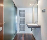 Світла квартира в Саррії з балконом та паркуванням 100 кв.м