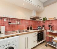 Светлая квартира с балконом в Барселоне, 110 кв.м., 3 спальни