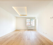 Стильная квартира с террасой в Эшампле, Барселона, 120 кв.м.