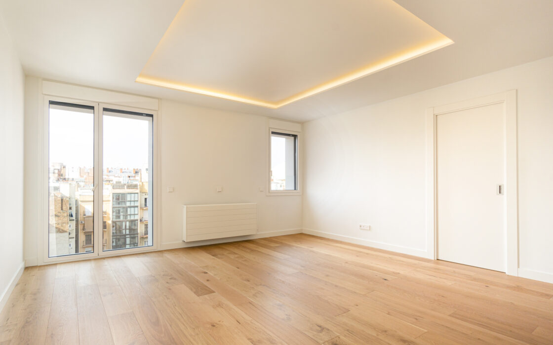 Стильная квартира с террасой в Эшампле, Барселона, 120 кв.м.