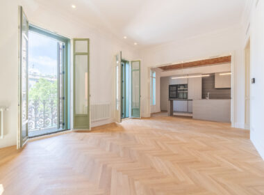 Стильні квартири в центрі Барселони поруч з Бокерією