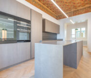 Стильні квартири в центрі Барселони поруч з Бокерією