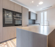 Стильні квартири в центрі Барселони поруч з Бокерією