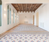 Стильні квартири в центрі Барселони поруч з Бокерією