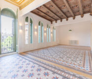 Стильні квартири в центрі Барселони поруч з Бокерією