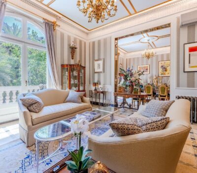 Ексклюзивна дизайнерська квартира з терасою в Барселоні 300 кв.м