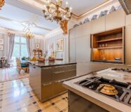 Ексклюзивна дизайнерська квартира з терасою в Барселоні 300 кв.м