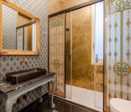 Ексклюзивна дизайнерська квартира з терасою в Барселоні 300 кв.м