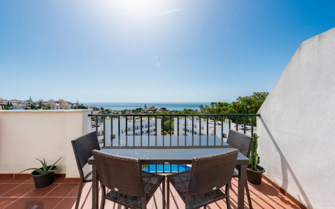 Роскошный пентхаус в Михас Коста с видом на море 70 кв.м