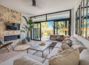 Роскошный таунхаус с террасой в Марбелье 142 кв.м, 3 спальни