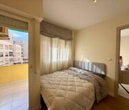 Апартаменты в Торревьехе 65 кв.м у моря с лифтом