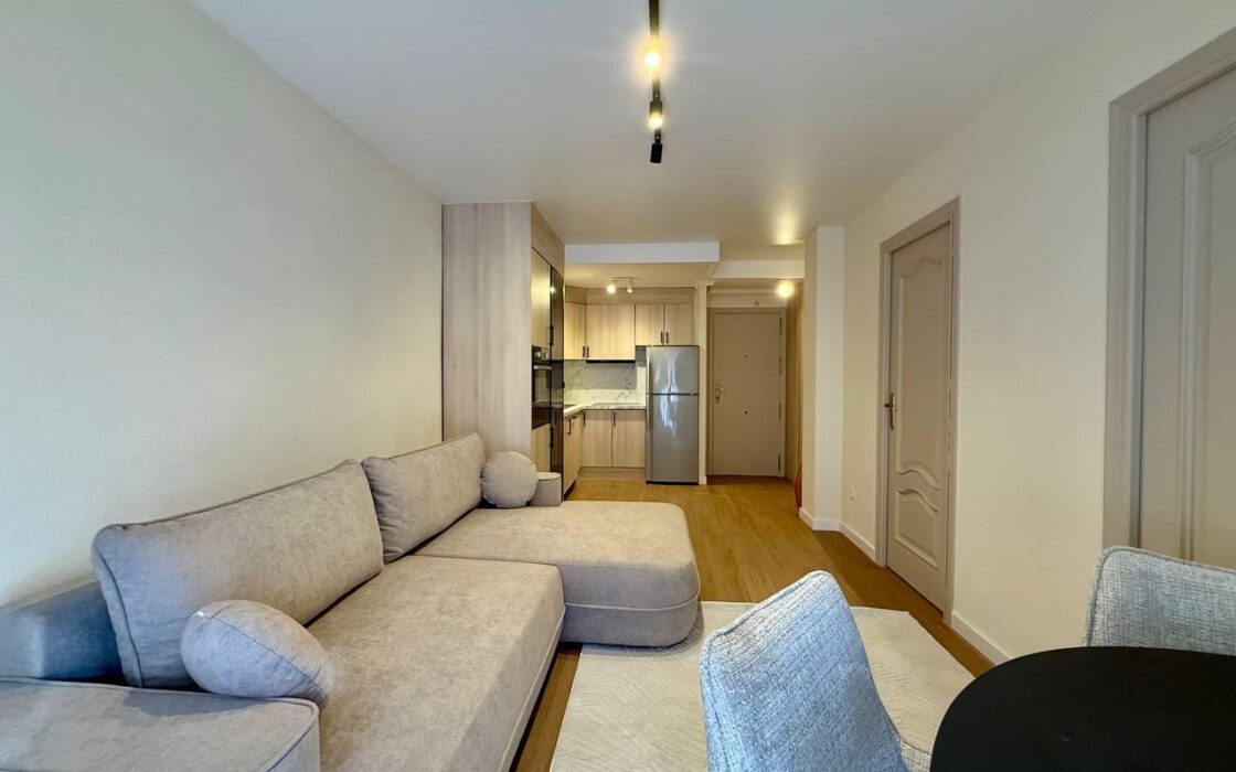 Апартаменты в Торревьехе 65 кв.м у моря с лифтом