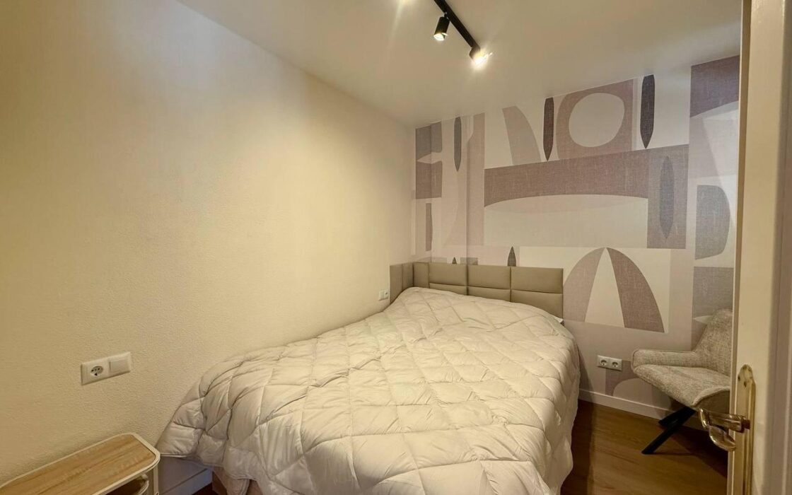 Апартаменты в Торревьехе 65 кв.м у моря с лифтом