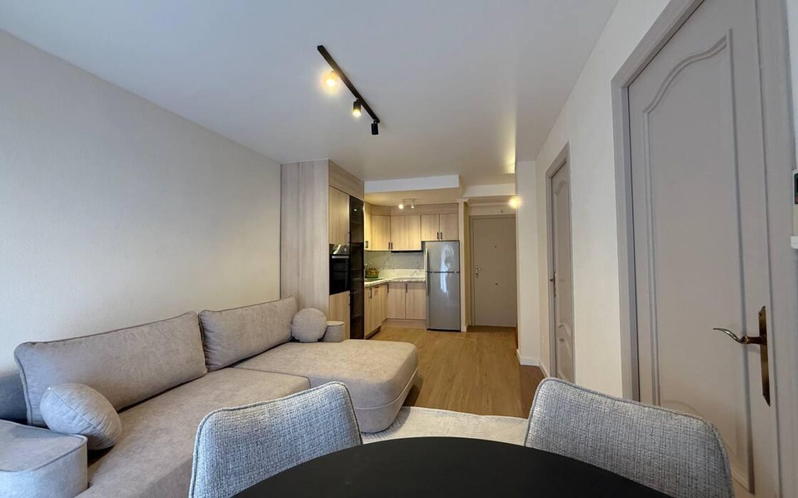 Апартаменты в Торревьехе 65 кв.м у моря с лифтом