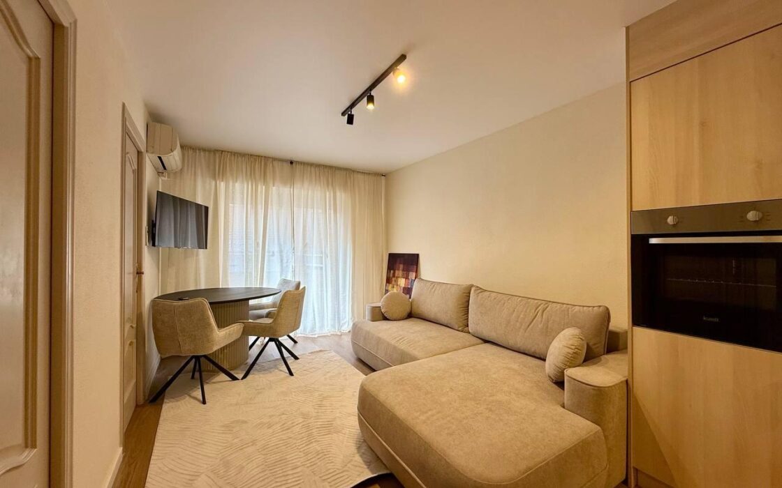 Апартаменты в Торревьехе 65 кв.м у моря с лифтом