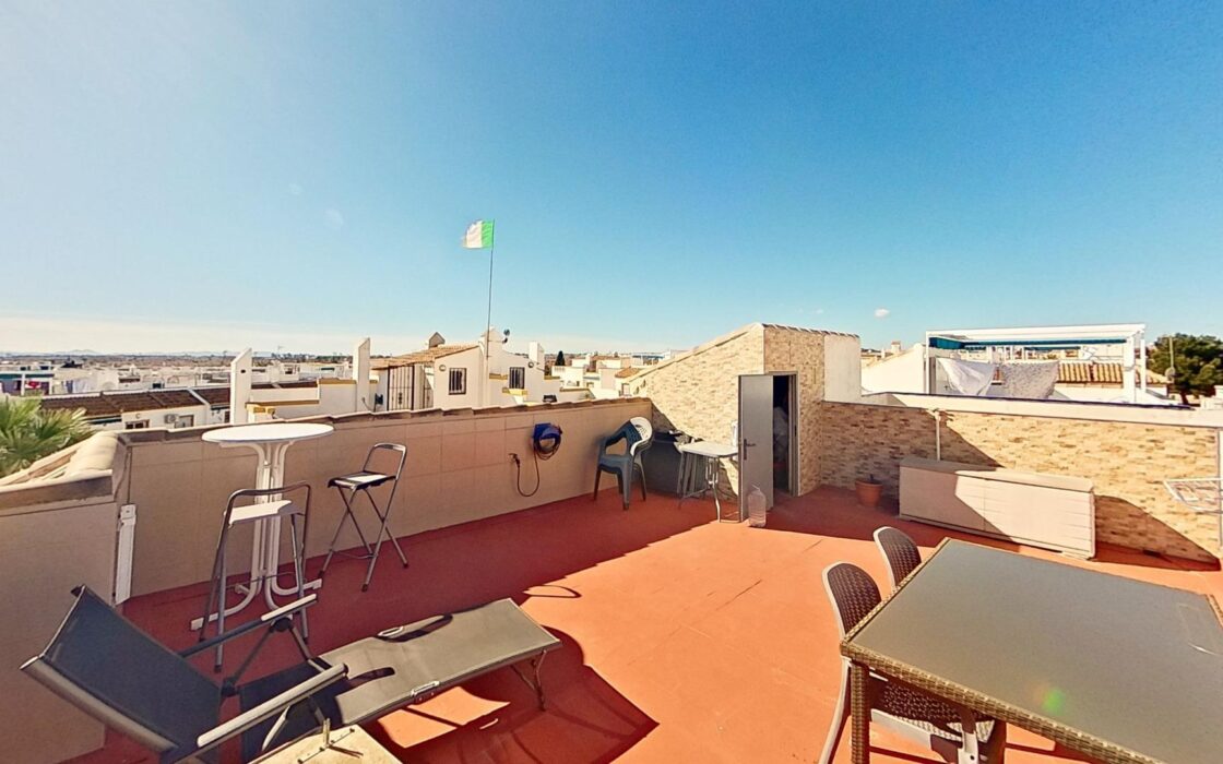 Бунгало в Ориуэла Коста 75 кв.м с видом на море