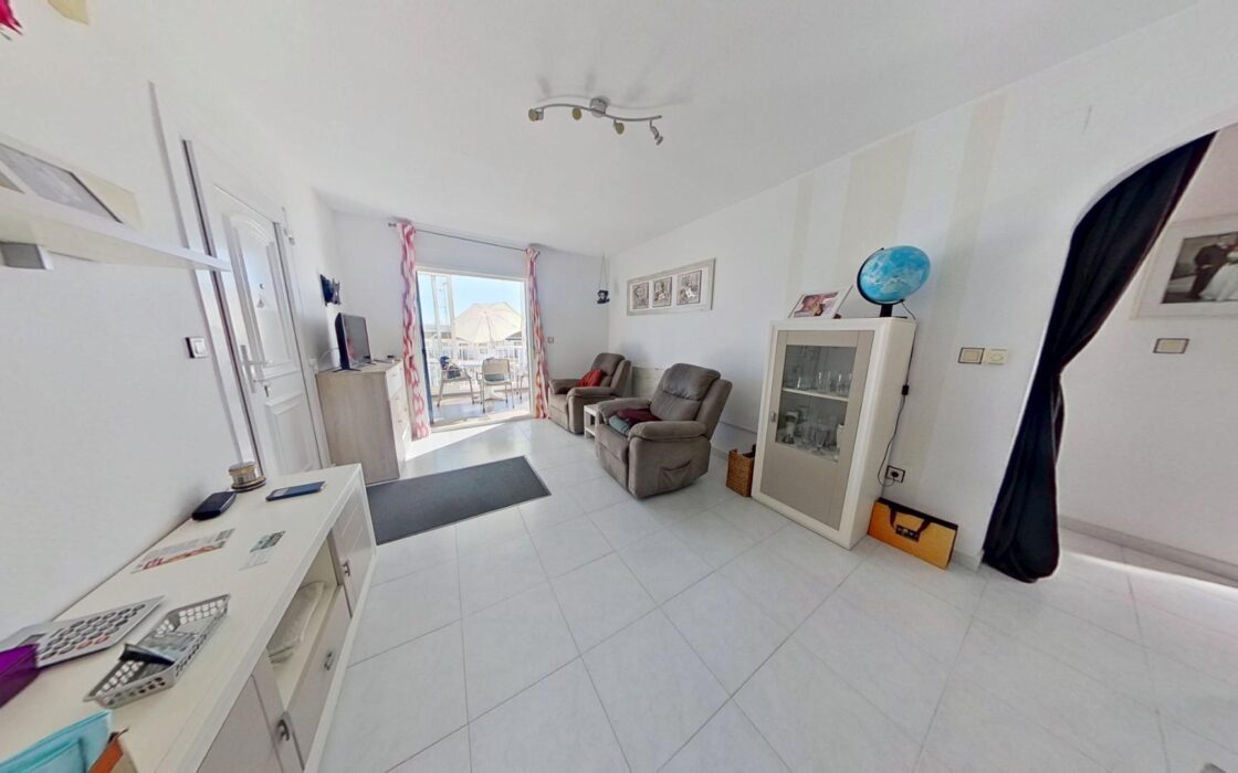 Бунгало в Ориуэла Коста 75 кв.м с видом на море