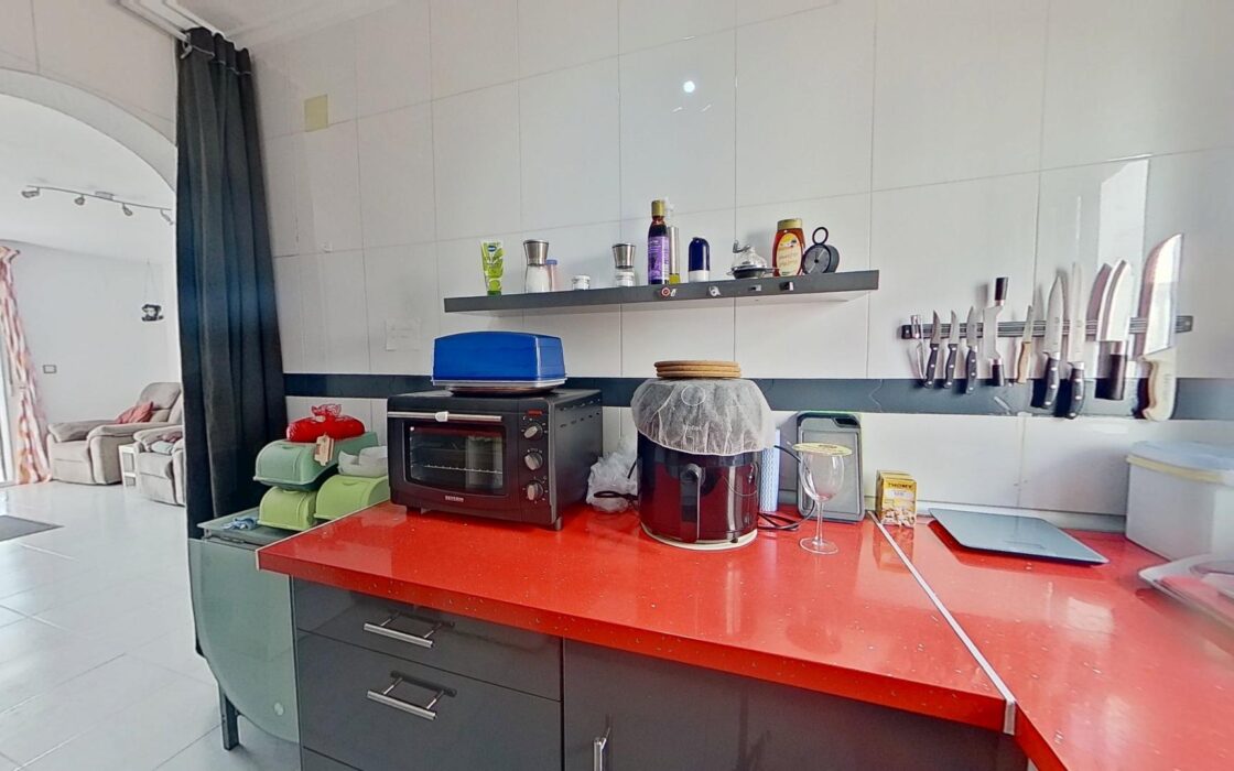 Бунгало в Ориуэла Коста 75 кв.м с видом на море