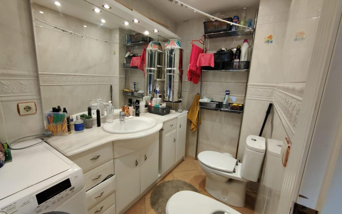 Просторная квартира в Бенидорме 100 метров от моря