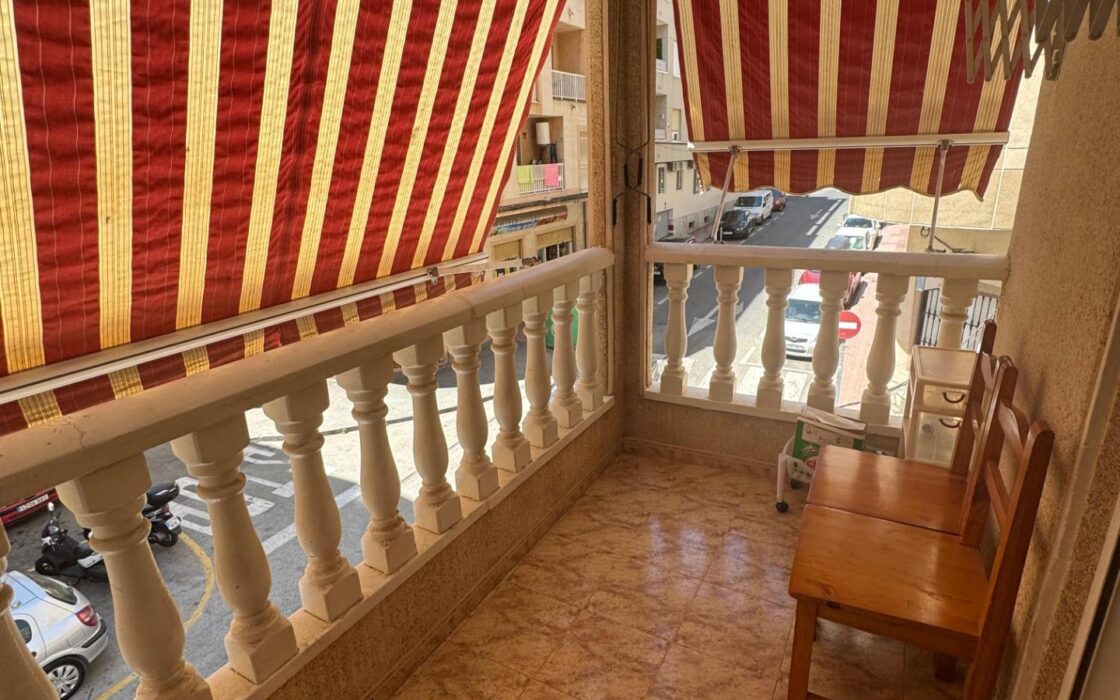 Апартаменты с террасой в Торревьехе, 57 кв.м, 3 комнаты