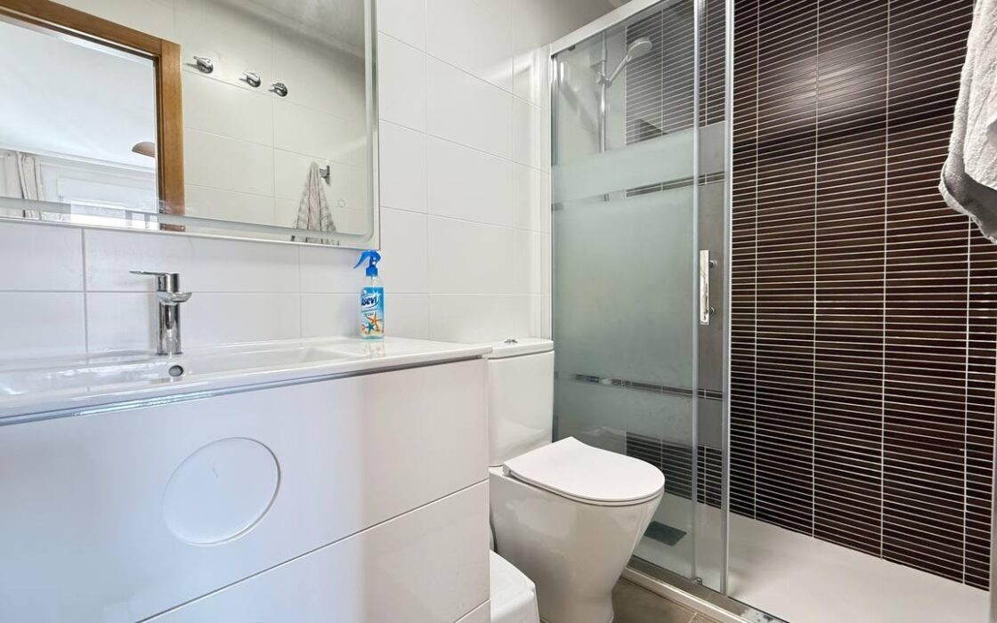 Эксклюзивные апартаменты в Торревьехе с террасой 54 кв.м