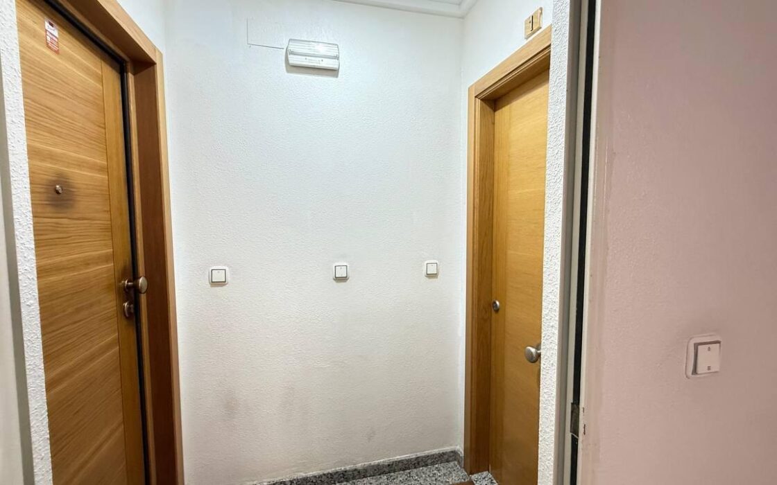 Эксклюзивные апартаменты в Торревьехе с террасой 54 кв.м