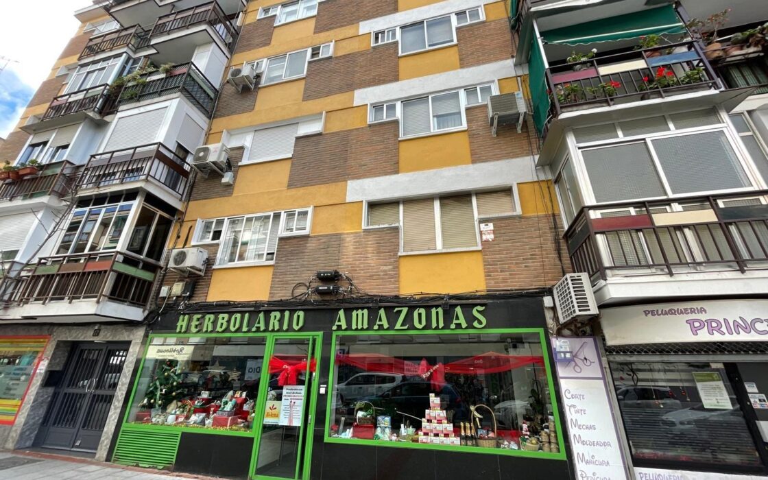 4-комнатная квартира в Алькорконе с террасой 72 кв.м