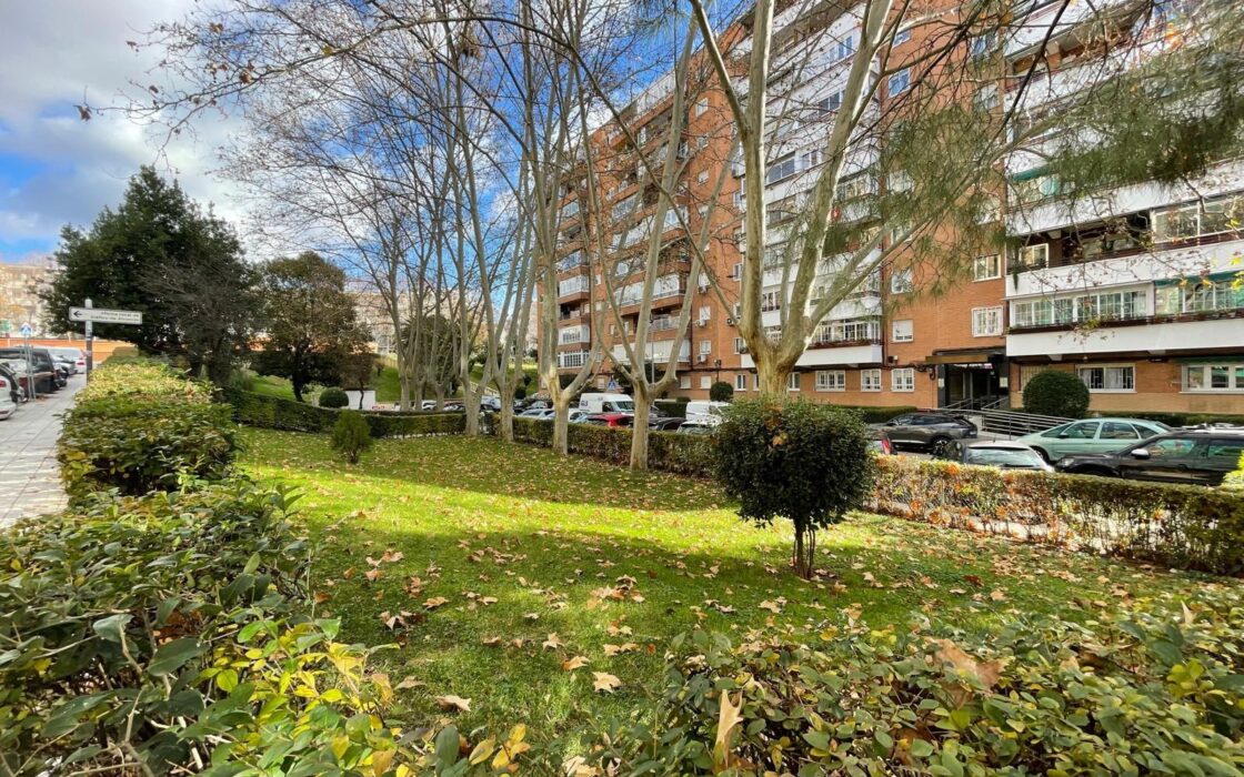 4-комнатная квартира в Алькорконе с террасой 72 кв.м