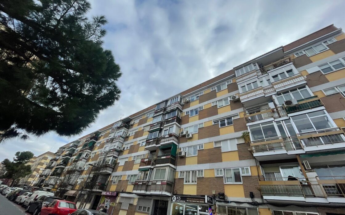 4-комнатная квартира в Алькорконе с террасой 72 кв.м