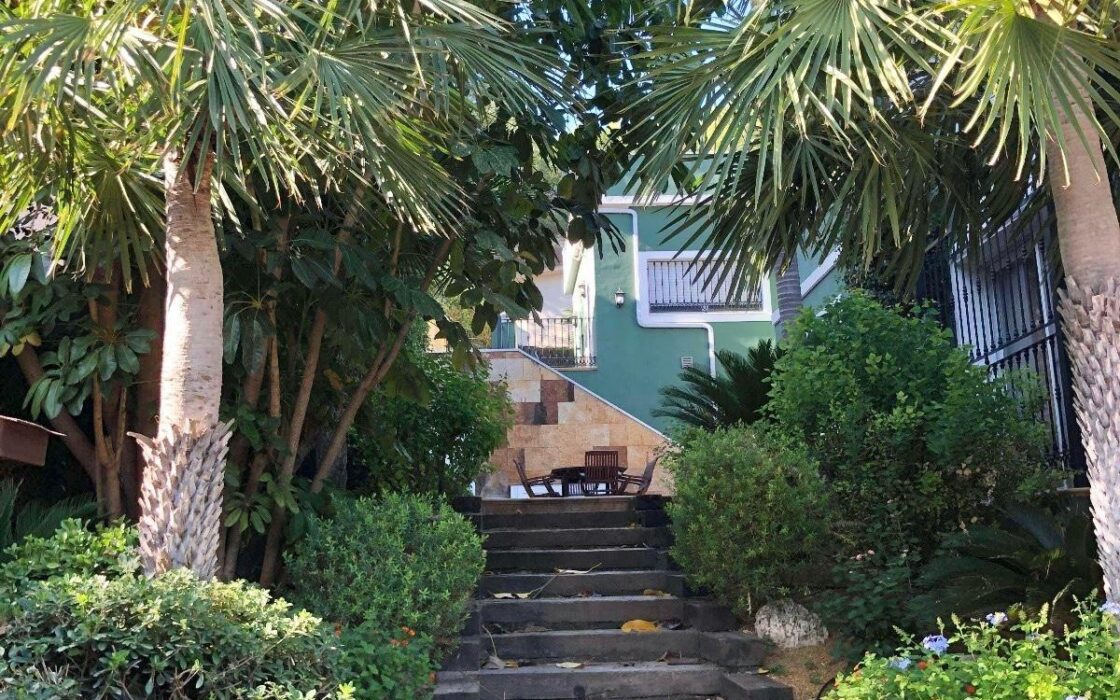 Вілла в El Palmar 1150 кв.м з басейном та терасою