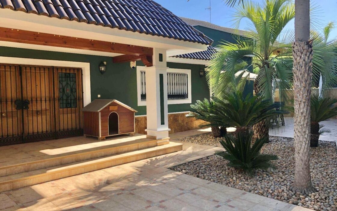 Вілла в El Palmar 1150 кв.м з басейном та терасою