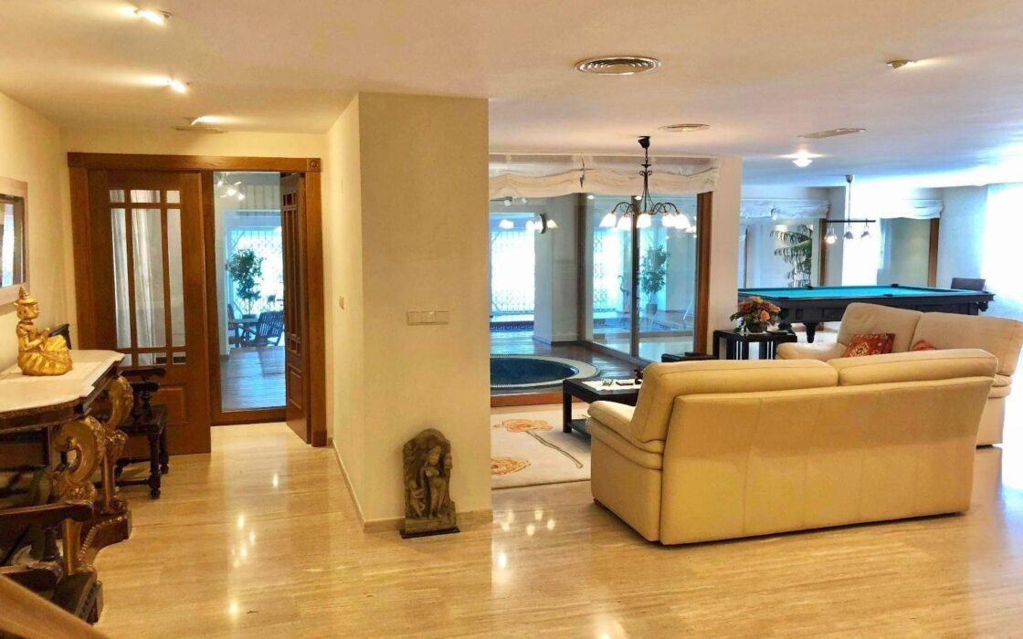 Вілла в El Palmar 1150 кв.м з басейном та терасою