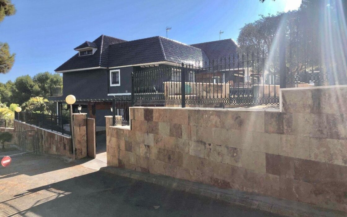 Вілла в El Palmar 1150 кв.м з басейном та терасою