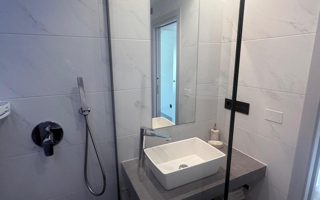 Бунгало в Гуардамаре 160 кв.м с террасой у моря