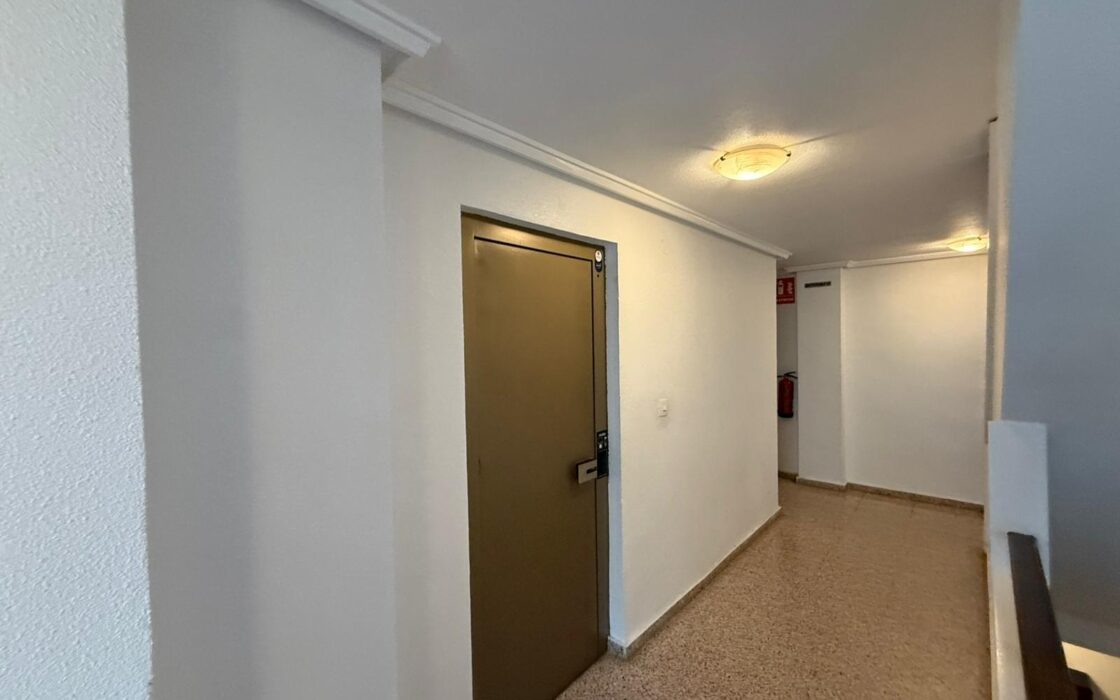 Квартира 55 кв.м в Гуардамар-дель-Сегура з терасою