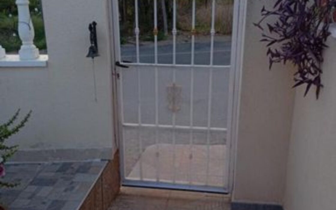 Бунгало в Торревьехе 3 комнаты с террасой в 143000€