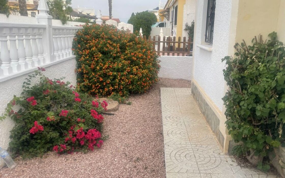 Бунгало в Альгорфа с бассейном и 3 спальнями