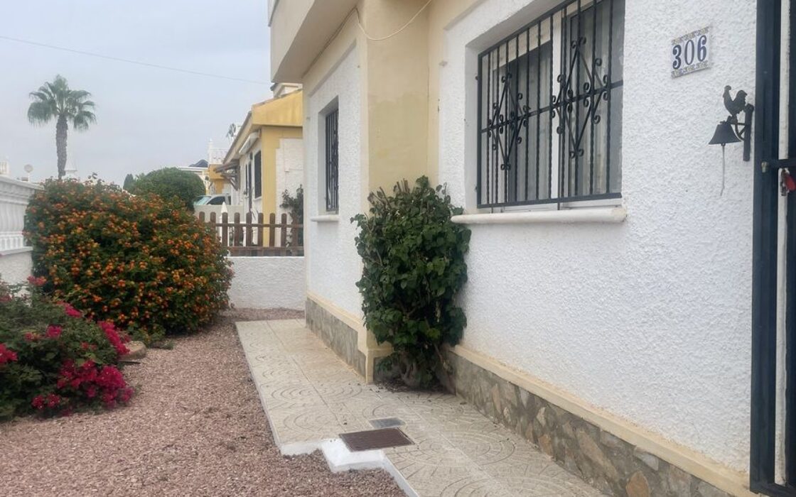 Бунгало в Альгорфа с бассейном и 3 спальнями