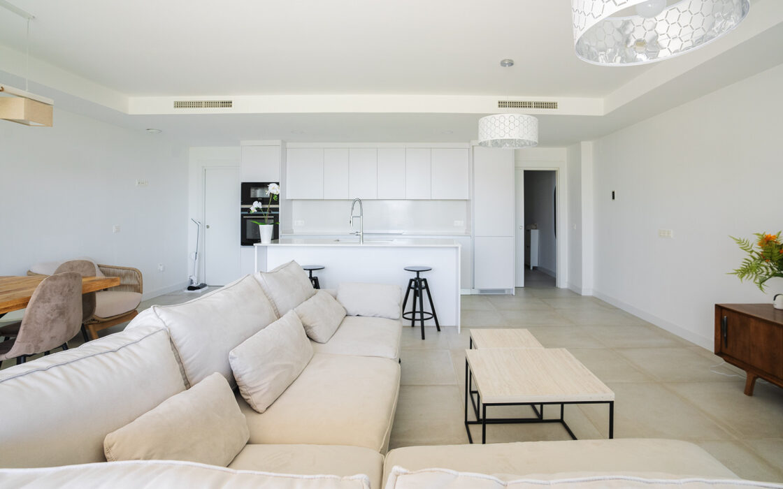 Современный таунхаус в 500 м от моря, 170 кв.м, с террасой