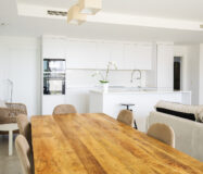 Современный таунхаус в 500 м от моря, 170 кв.м, с террасой