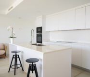 Современный таунхаус в 500 м от моря, 170 кв.м, с террасой