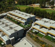 Современный таунхаус в 500 м от моря, 170 кв.м, с террасой